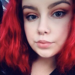 Meet your Posher, Abbey